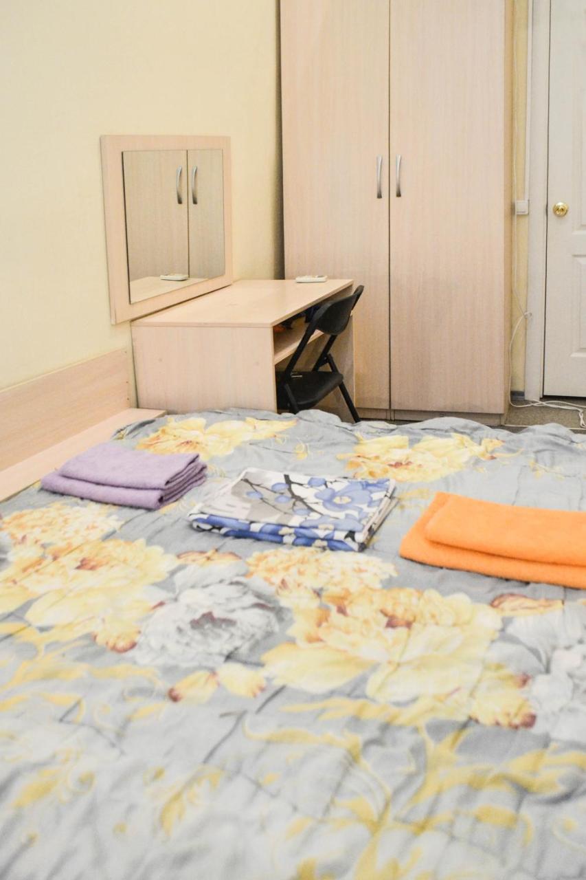 Vishnya Hostel Dnipro Bagian luar foto
